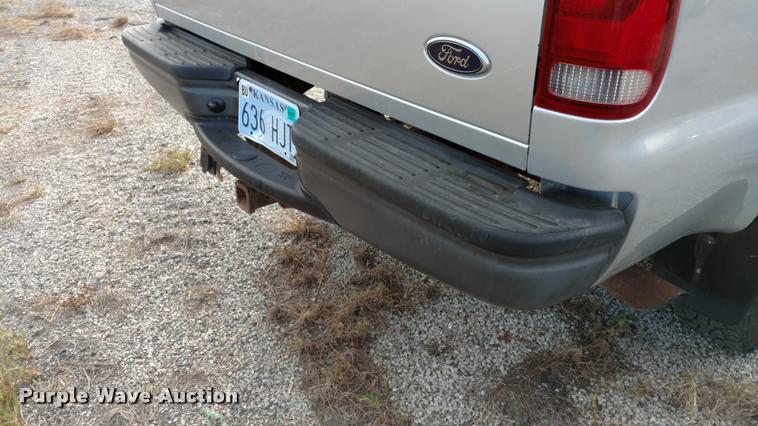 image for item DA4347 1999 Ford F350 Super Duty pickup truck