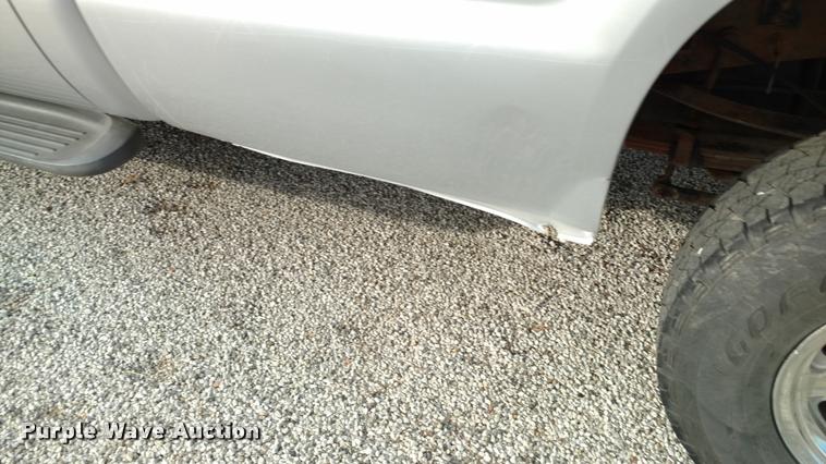 image for item DA4347 1999 Ford F350 Super Duty pickup truck