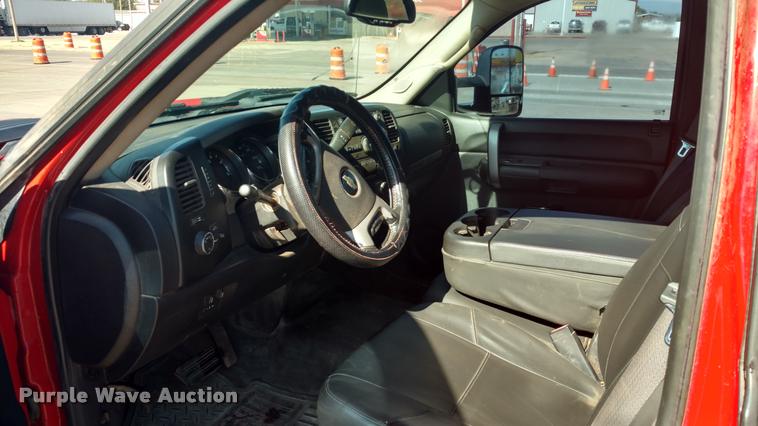 image for item DA4366 2009 Chevrolet Silverado 3500HD Ext. Cab pickup truck