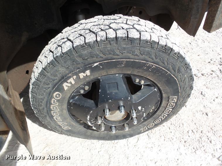 image for item DA4655 2003 Chevrolet Silverado 3500 Crew Cab flatbed pickup truck