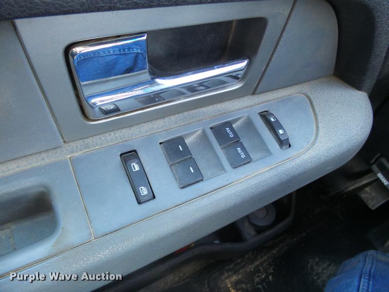 image for item DA4670 2011 Ford F150 XLT SuperCrew pickup truck