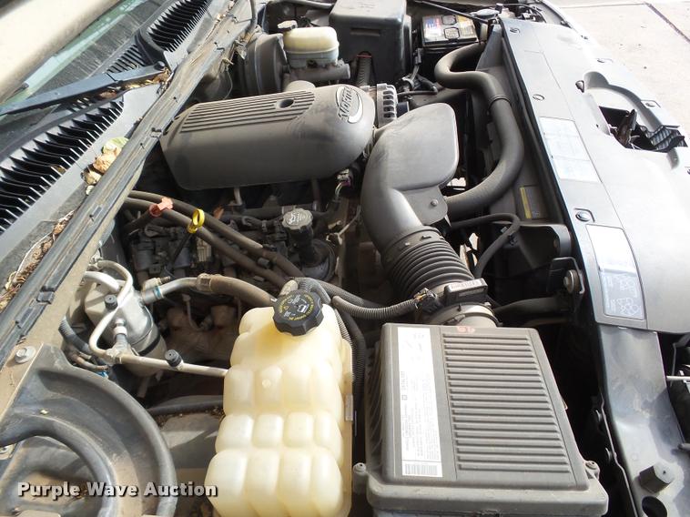 image for item DA4688 2005 Chevrolet Silverado 1500 Ext. Cab pickup truck