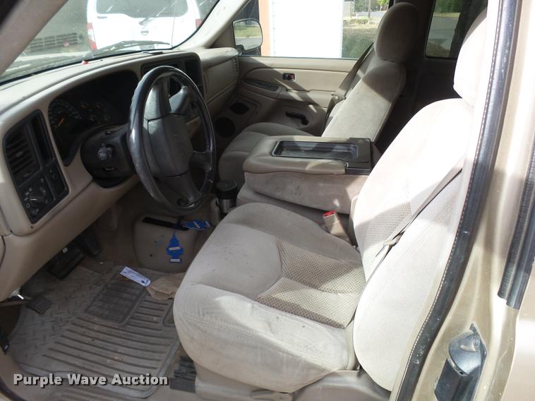 image for item DA4688 2005 Chevrolet Silverado 1500 Ext. Cab pickup truck