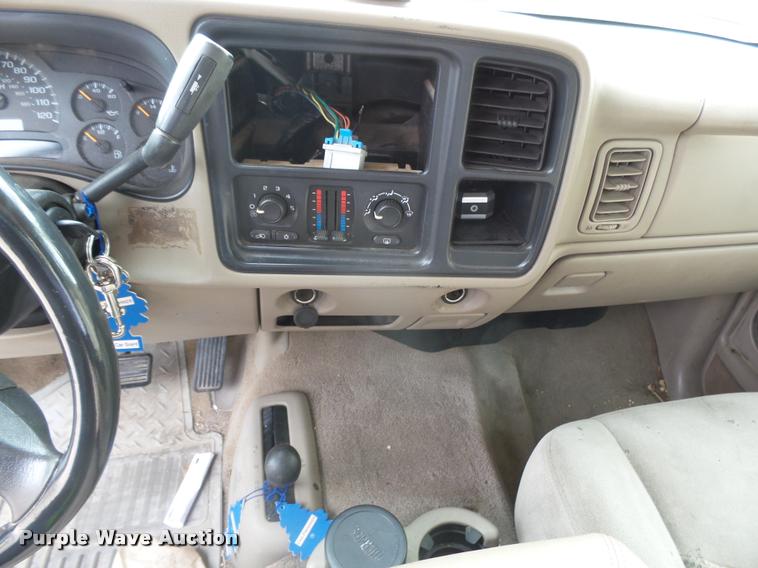 image for item DA4688 2005 Chevrolet Silverado 1500 Ext. Cab pickup truck