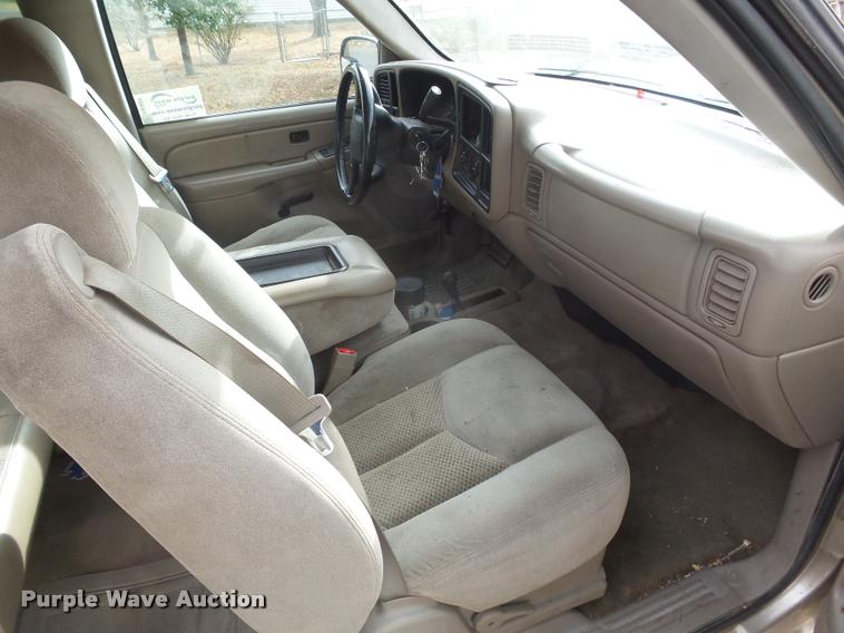 image for item DA4688 2005 Chevrolet Silverado 1500 Ext. Cab pickup truck