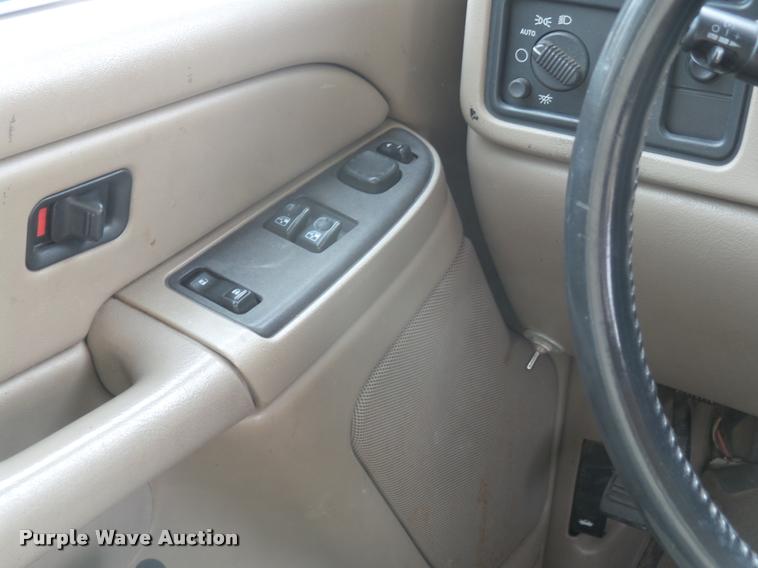 image for item DA4688 2005 Chevrolet Silverado 1500 Ext. Cab pickup truck