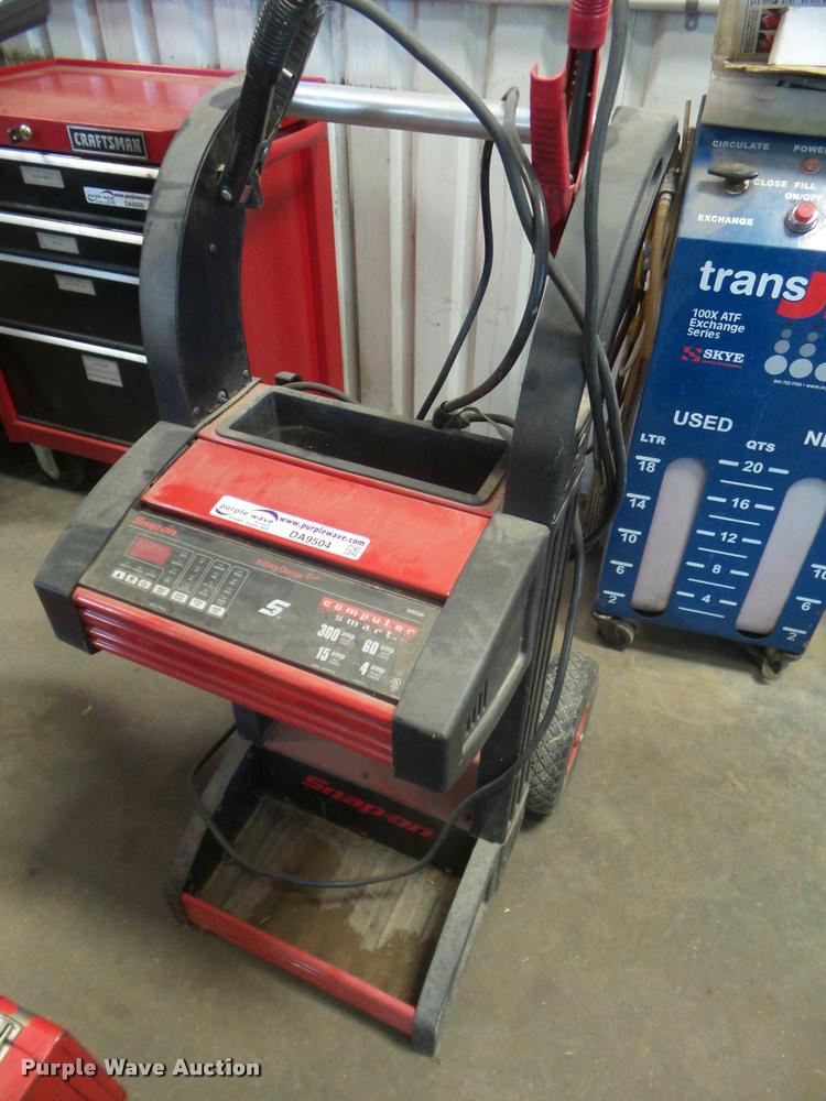 image for item DA9504 Snap-on battery charger