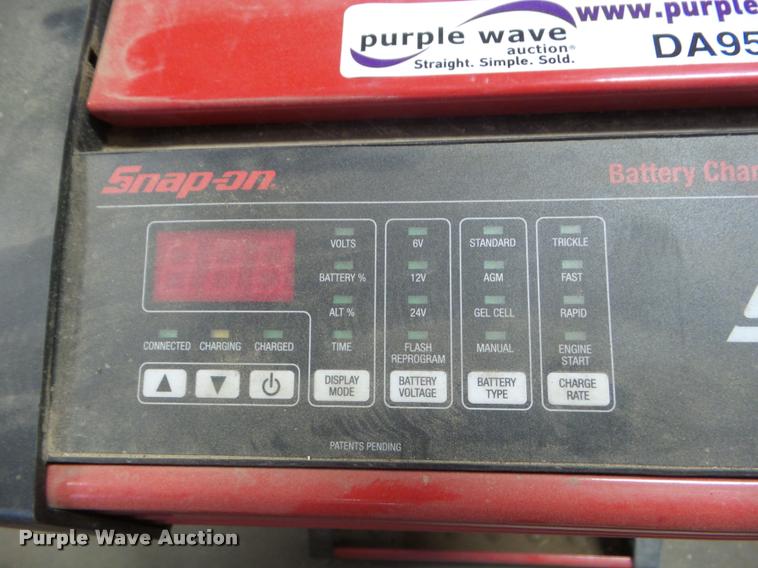 image for item DA9504 Snap-on battery charger