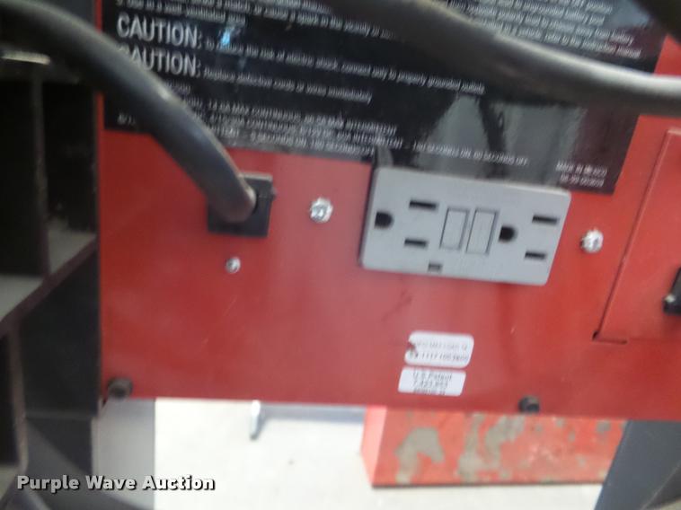 image for item DA9504 Snap-on battery charger