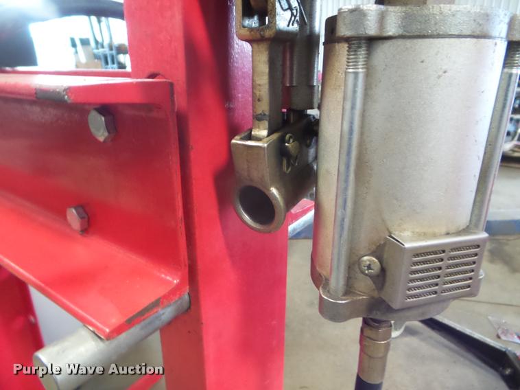 image for item DA9519 Pneumatic shop press