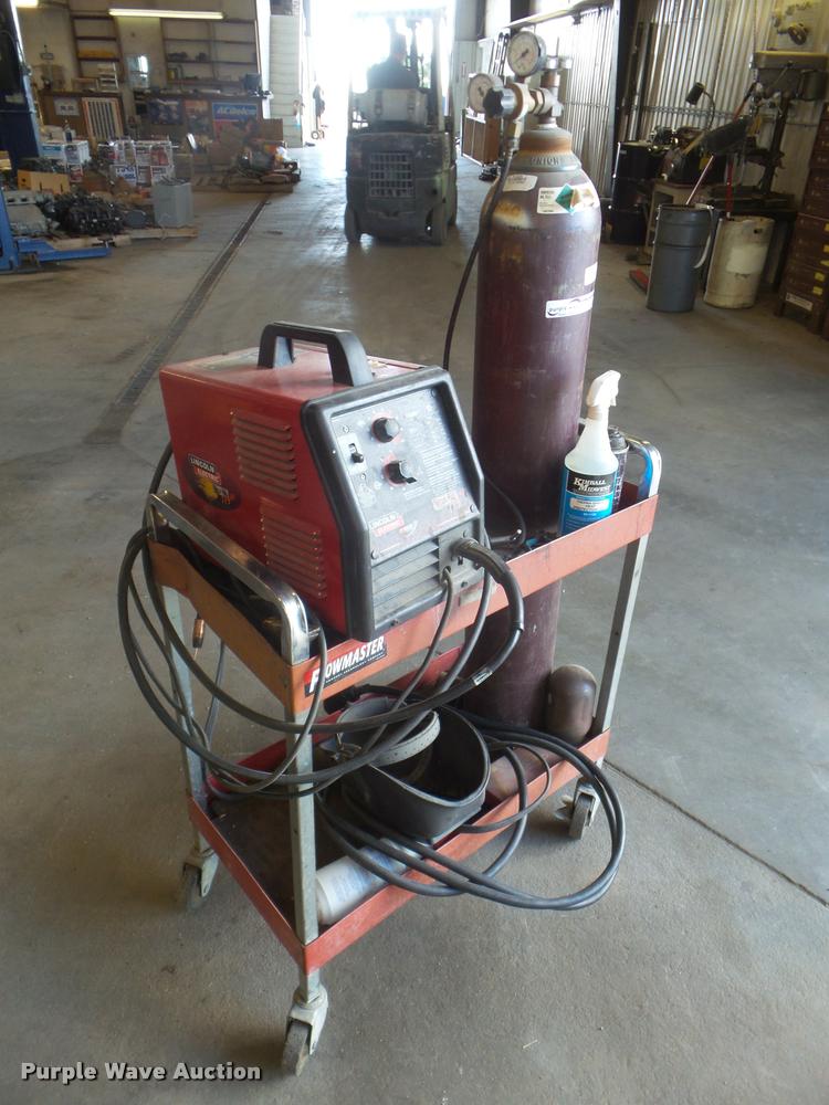 image for item DA9563 Lincoln Weld Pac 175HD welder