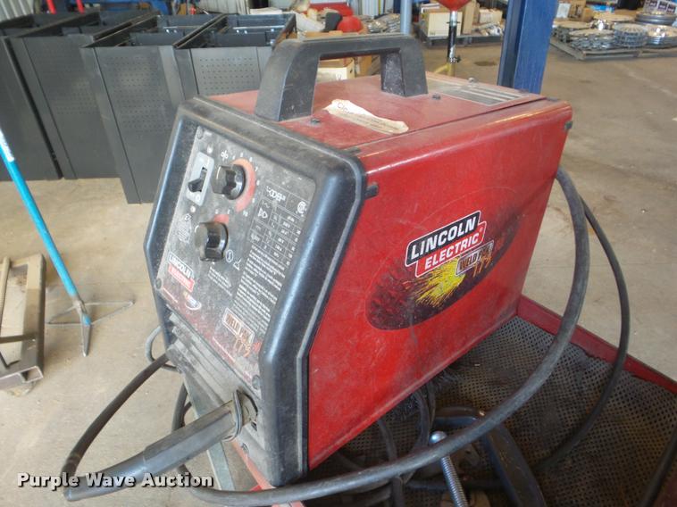 image for item DA9563 Lincoln Weld Pac 175HD welder