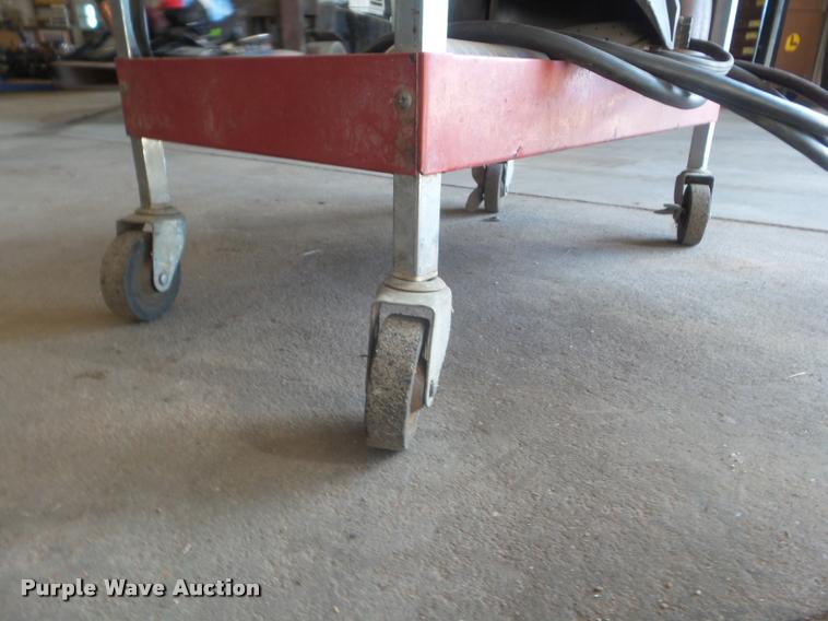 image for item DA9563 Lincoln Weld Pac 175HD welder