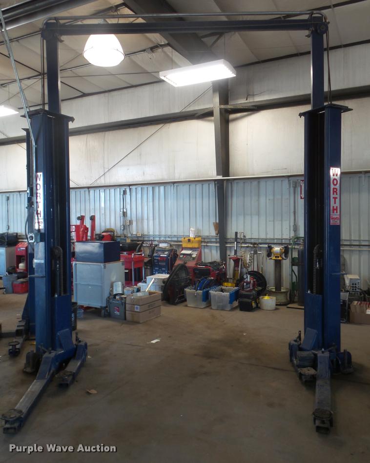 image for item DA9567 Worth Lift 9000ACF asymmetrical vehicle lift