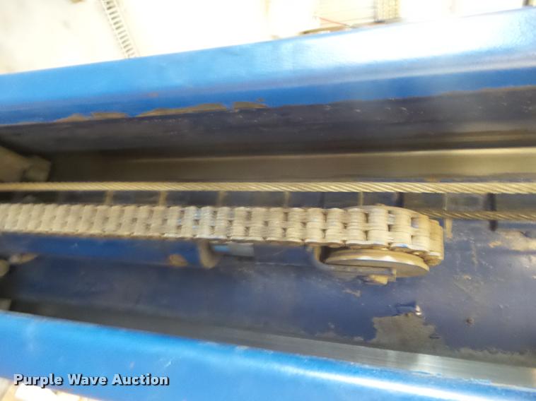 image for item DA9568 Worth equal arm low profile automotive hoist