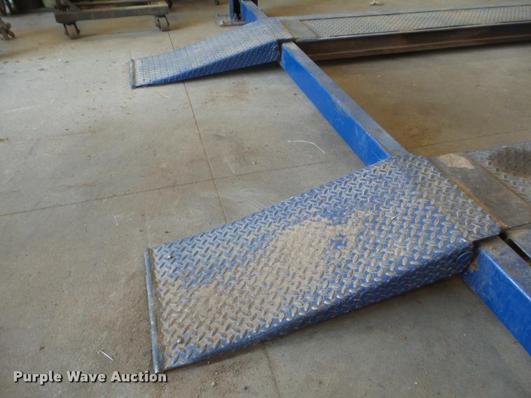 image for item DA9569 Worth 12000E four post automotive lift