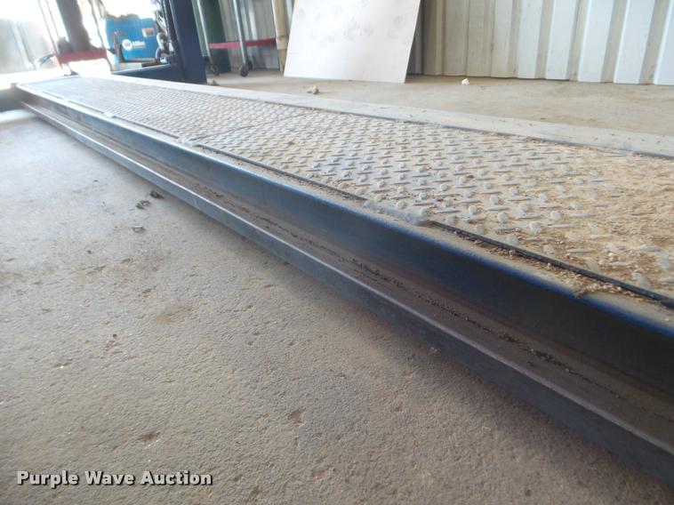 image for item DA9569 Worth 12000E four post automotive lift