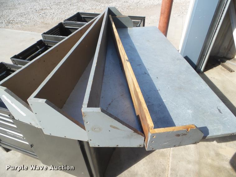 image for item DA9575 (4) Craftsman work benches