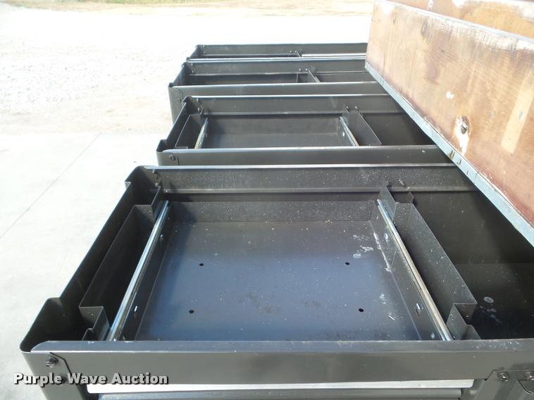 image for item DA9575 (4) Craftsman work benches