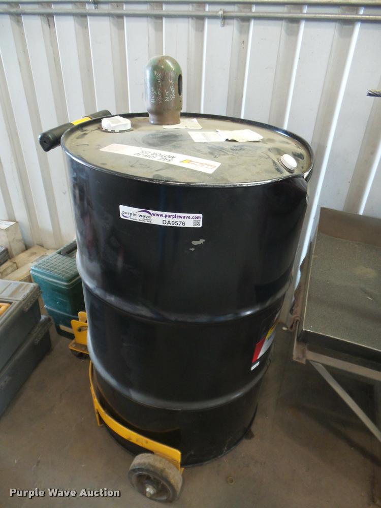 image for item DA9576 SAE 10W-30 motor oil