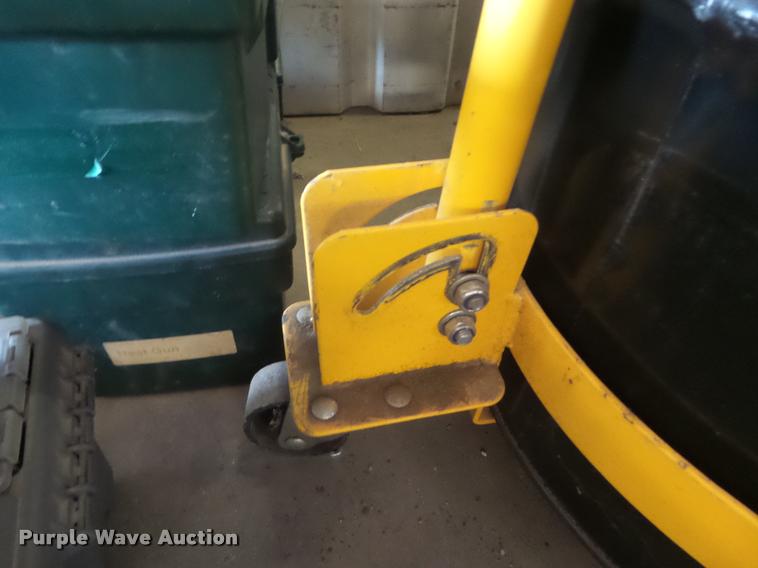 image for item DA9576 SAE 10W-30 motor oil