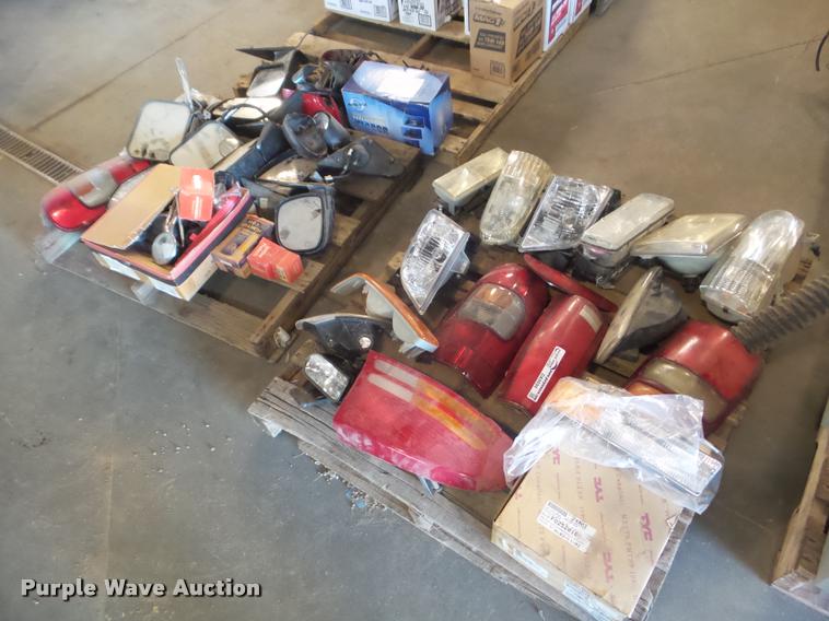 Automotive parts in Quinter, KS Item DA9594 sold Purple Wave