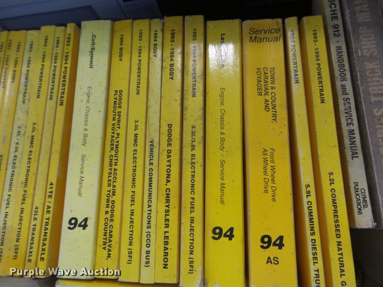 image for item DA9601 Automotive service manuals