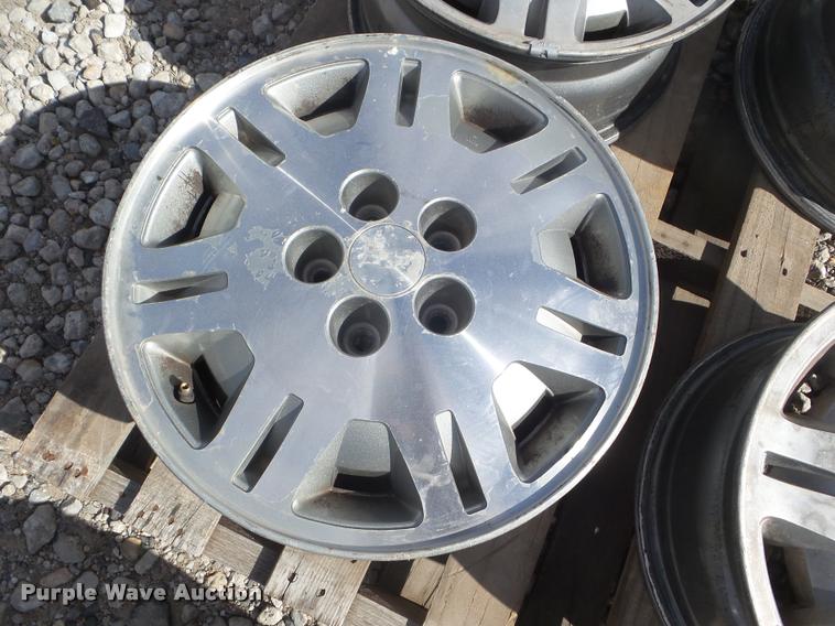 image for item DA9610 (4) 1991 Chevrolet Lumina wheels