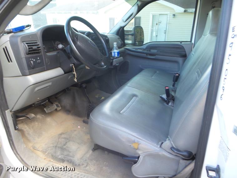 image for item DB3560 2007 Ford F450 Super Duty flatbed truck