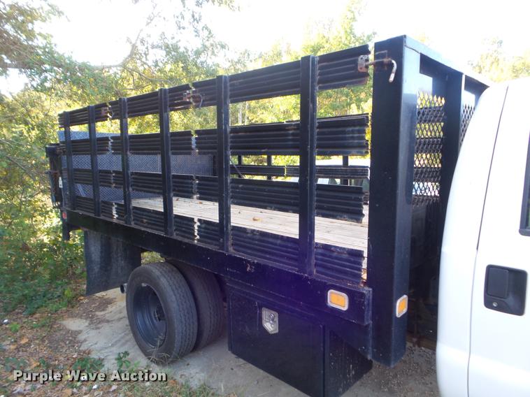 image for item DB3560 2007 Ford F450 Super Duty flatbed truck