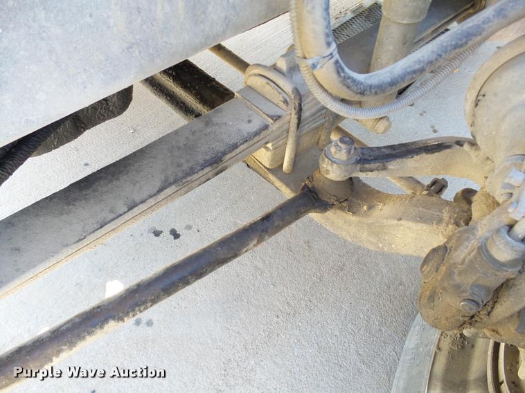 image for item DB4559 2001 International 9400i semi truck