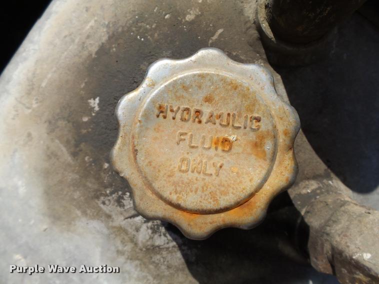 image for item DB4559 2001 International 9400i semi truck