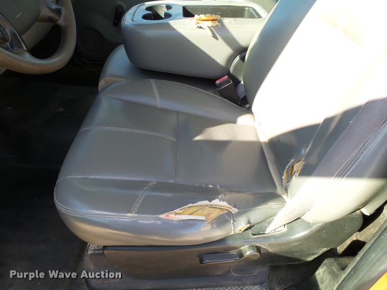 image for item DB4562 2007 Chevrolet Silverado 2500HD pickup truck