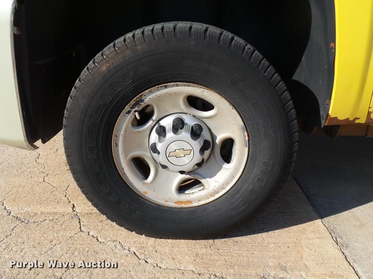 image for item DB4562 2007 Chevrolet Silverado 2500HD pickup truck