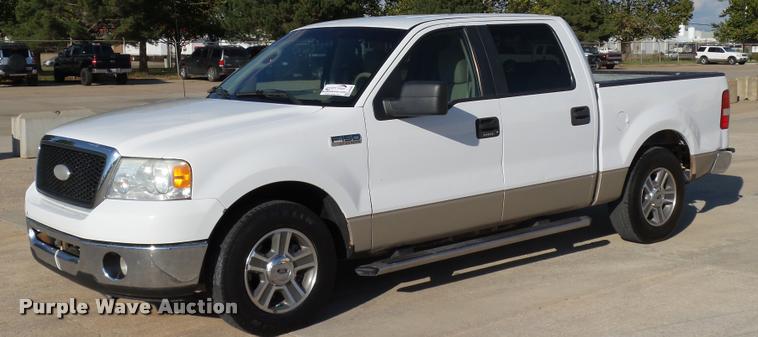 image for item DB4565 2007 Ford F150 XLT SuperCrew pickup truck