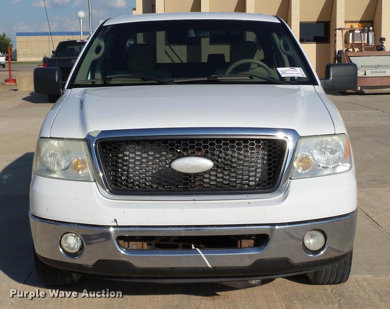 image for item DB4565 2007 Ford F150 XLT SuperCrew pickup truck