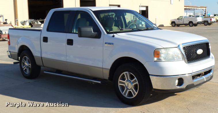 image for item DB4565 2007 Ford F150 XLT SuperCrew pickup truck