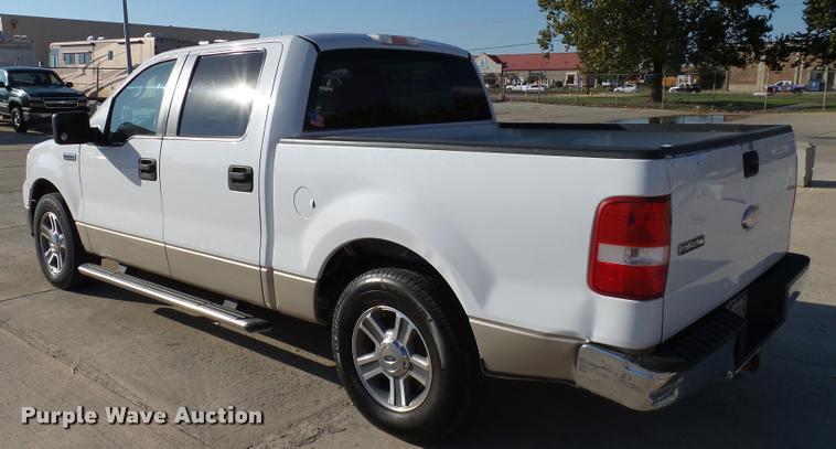 image for item DB4565 2007 Ford F150 XLT SuperCrew pickup truck