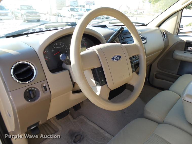 image for item DB4565 2007 Ford F150 XLT SuperCrew pickup truck