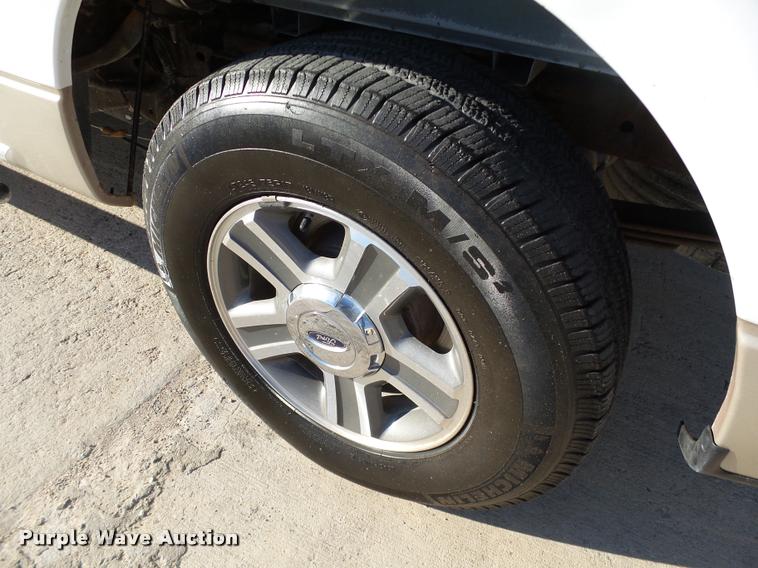 image for item DB4565 2007 Ford F150 XLT SuperCrew pickup truck