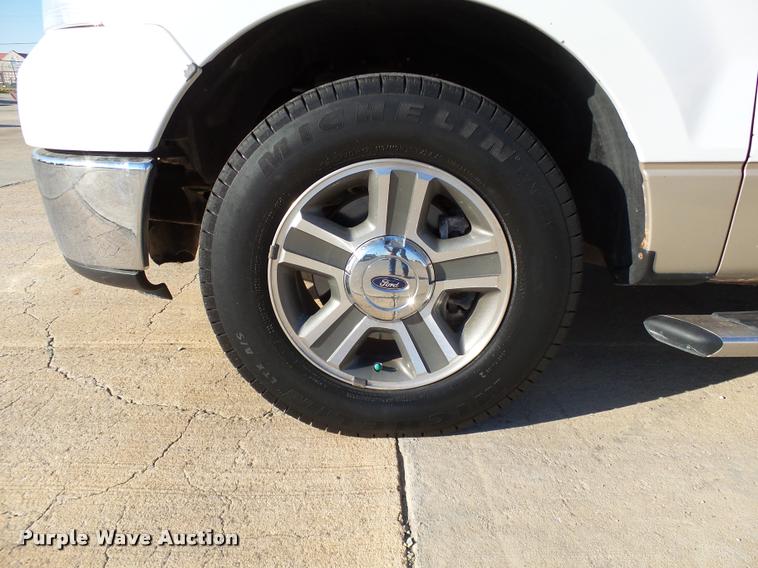 image for item DB4565 2007 Ford F150 XLT SuperCrew pickup truck