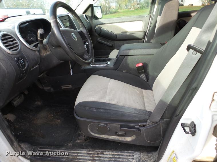 image for item F1427 2006 Mercury Mountaineer SUV