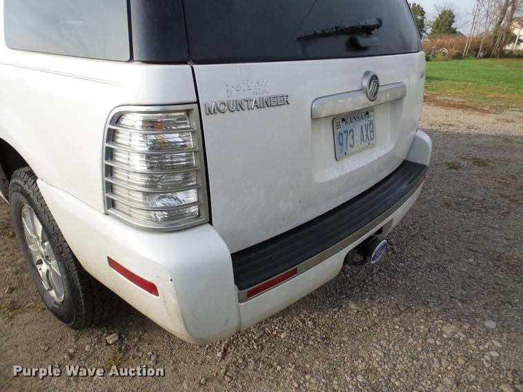 image for item F1427 2006 Mercury Mountaineer SUV