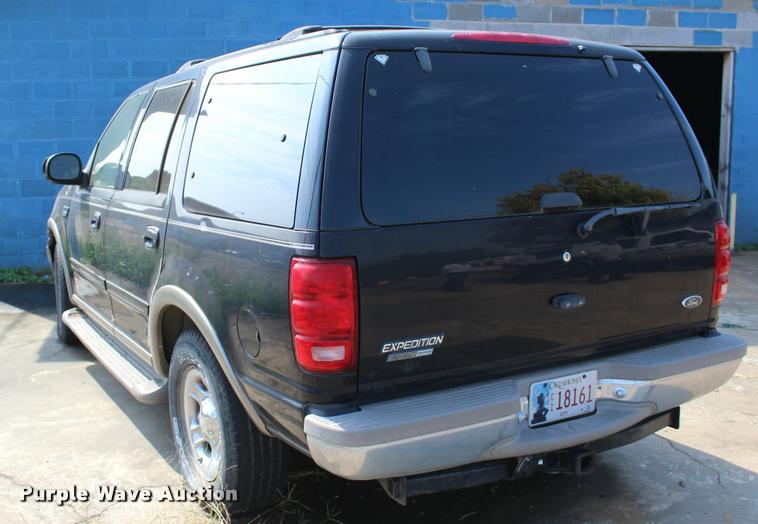 image for item J4353 2000 Ford Expedition Eddie Bauer SUV