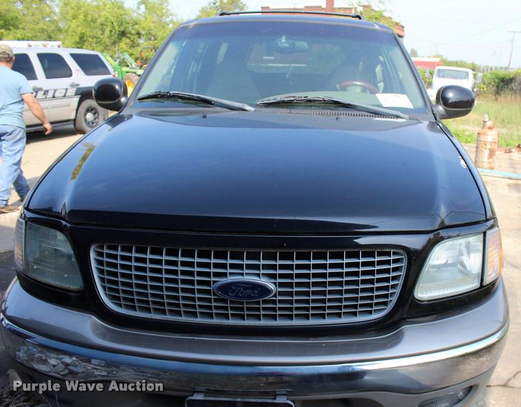 image for item J4353 2000 Ford Expedition Eddie Bauer SUV