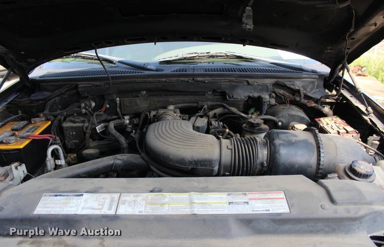 image for item J4353 2000 Ford Expedition Eddie Bauer SUV