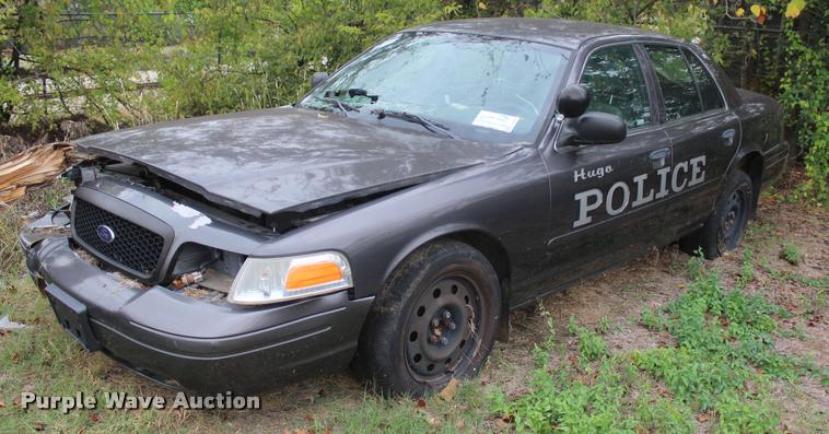 image for item J4358 2007 Ford Crown Victoria Police Interceptor
