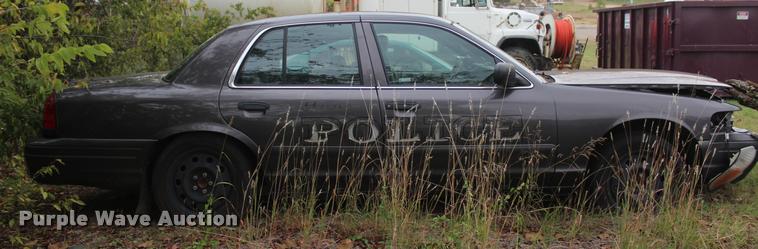 image for item J4358 2007 Ford Crown Victoria Police Interceptor
