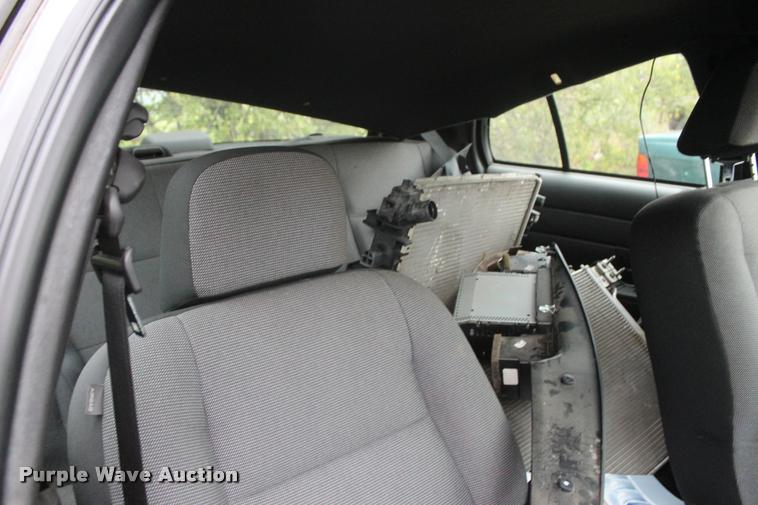 image for item J4358 2007 Ford Crown Victoria Police Interceptor