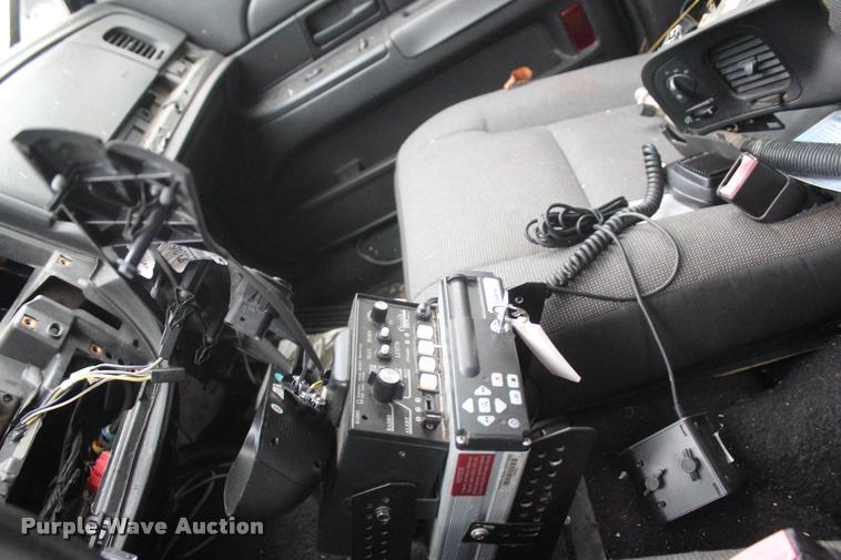 image for item J4358 2007 Ford Crown Victoria Police Interceptor